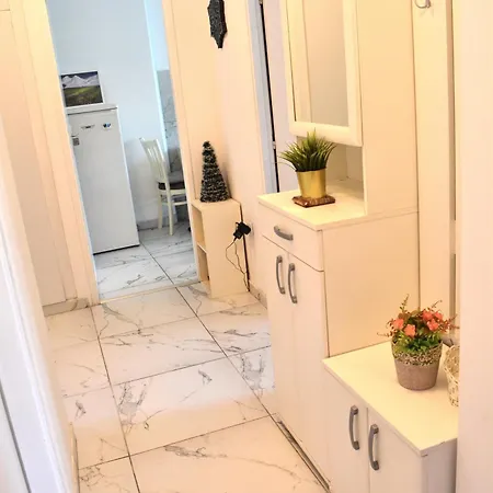 Dorcol Downtown Sunset Apartment Belgrade