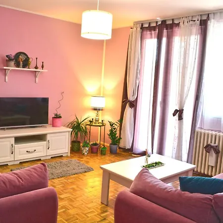 Dorcol Downtown Sunset Apartment *